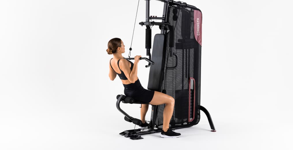 lat-pulldowns-target-back-muscles.jpg