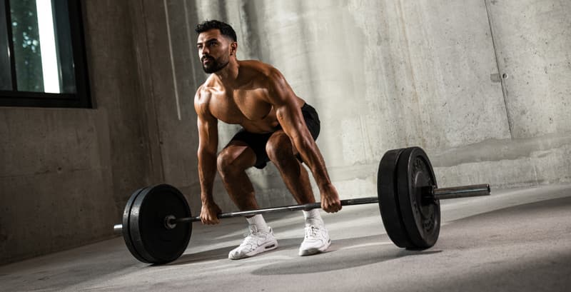 hybrid-athlete-deadlift-strength-training.jpg