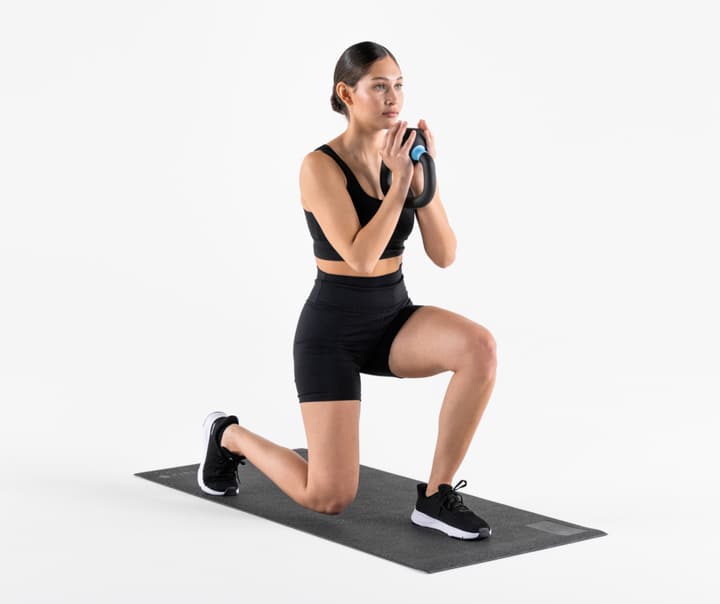 endurance-athletes-goblet-lunges-strength-training.jpg