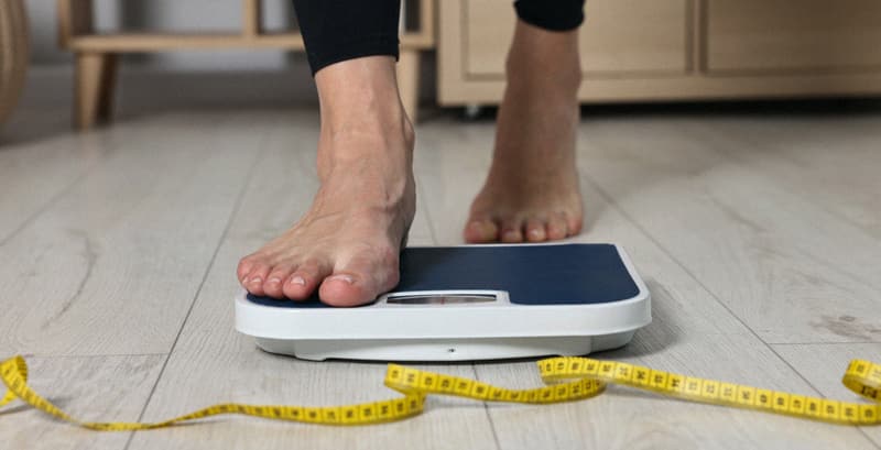 fad-diet-scale-measuring-tape.jpg