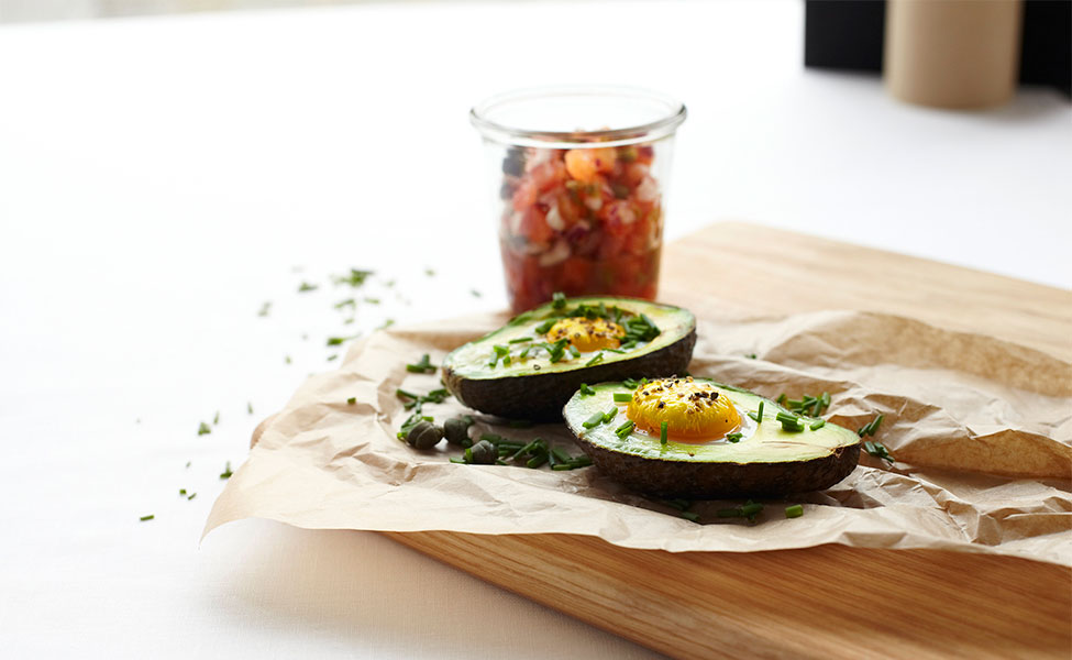 Abacate assado com salsa fresca