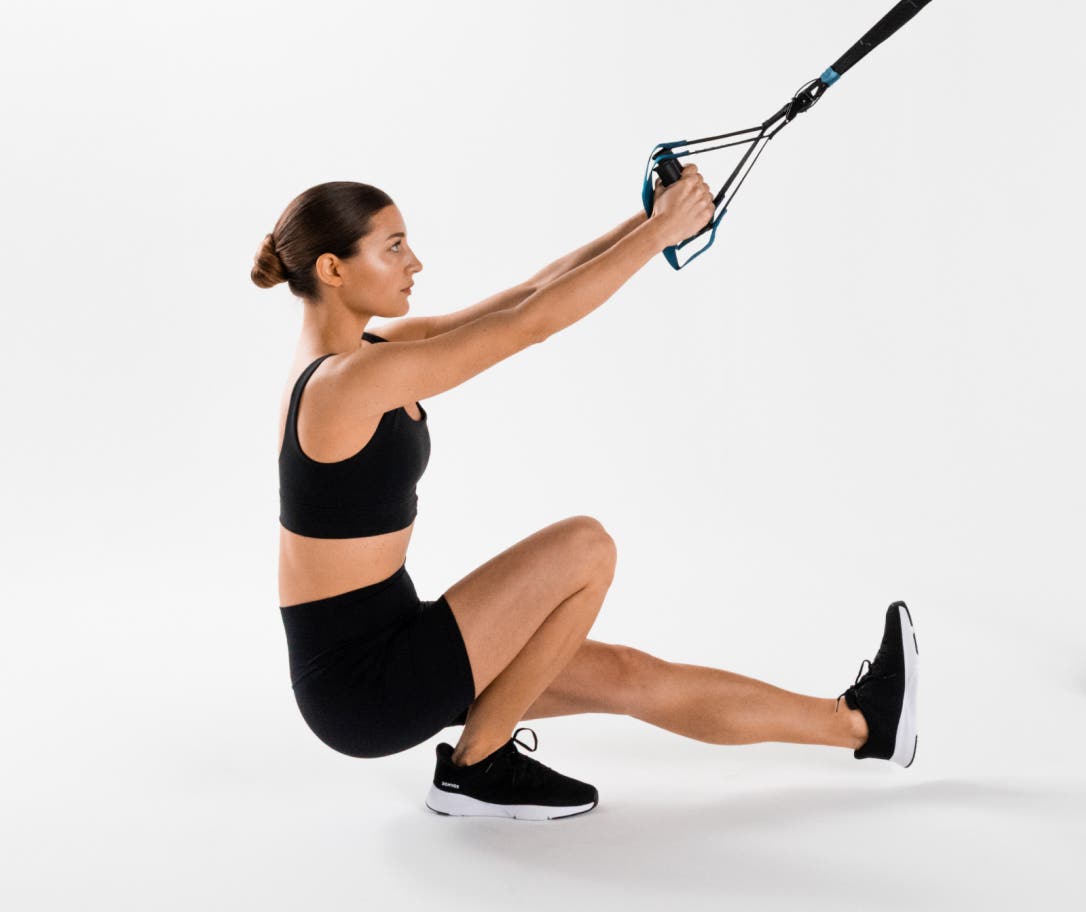 suspension-pistol-squat-exercise.jpg
