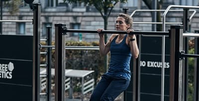 Why are pullups harder for women