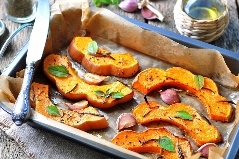 Тыква с розмарином и чесноком в духовке. Тыква запечённая в духовке с шампиньонами тимьянос и розмарином. Тыква с розмарином и чесноком в духовке. Тыква с розмарином и чесноком в духовке. Тыква с розмарином и чесноком в духовке.