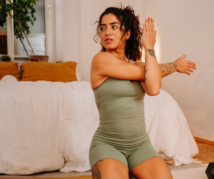 sleep-stretching-routine-muscle-recovery.jpg