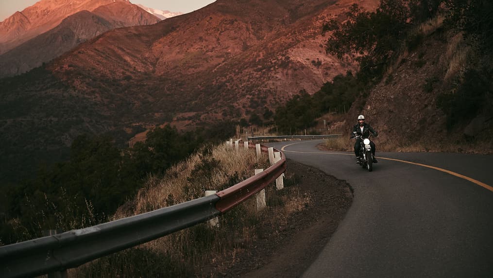 Header 40