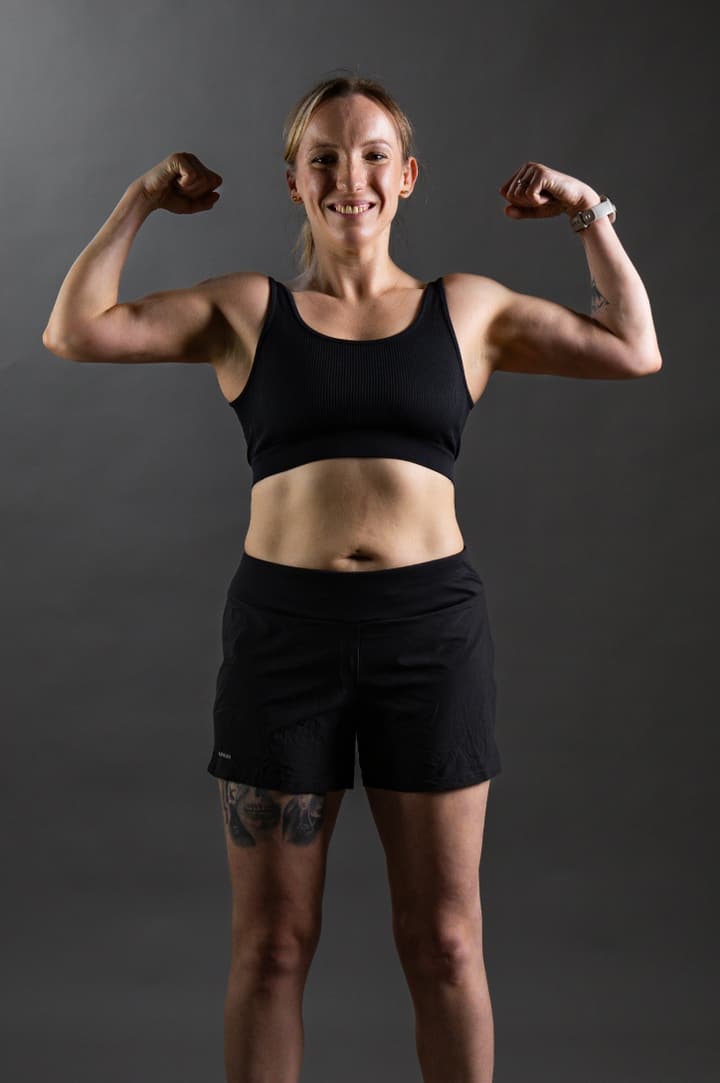 daniela-flexing.jpg