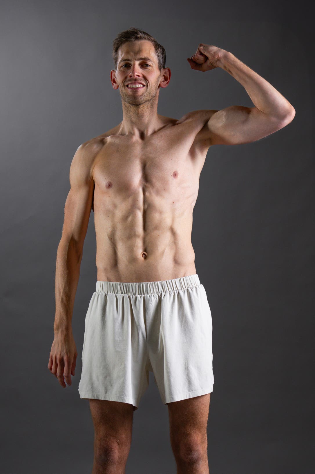 jan-flexing-after-image.jpg