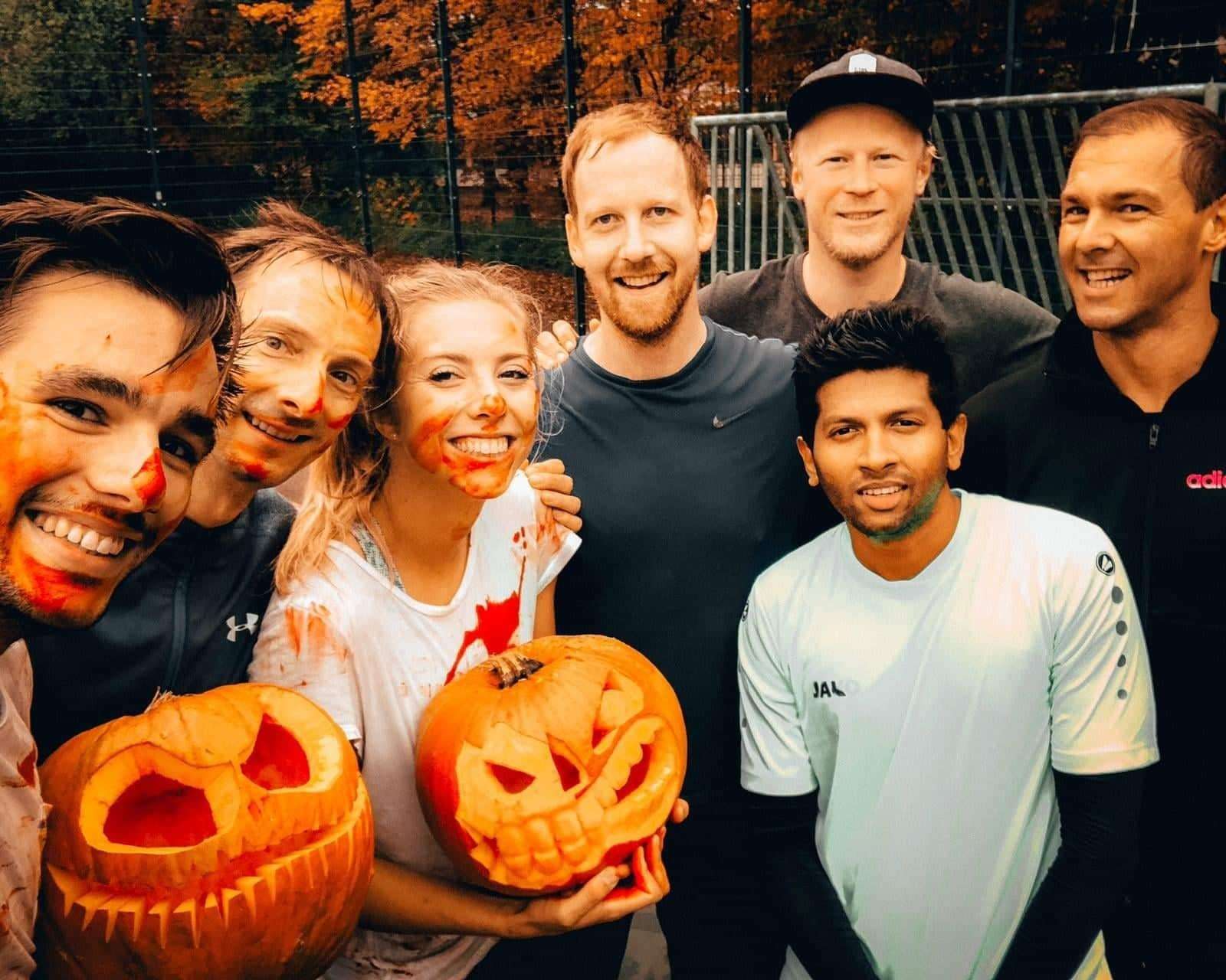 1st-Add-Prize Halloween Carina