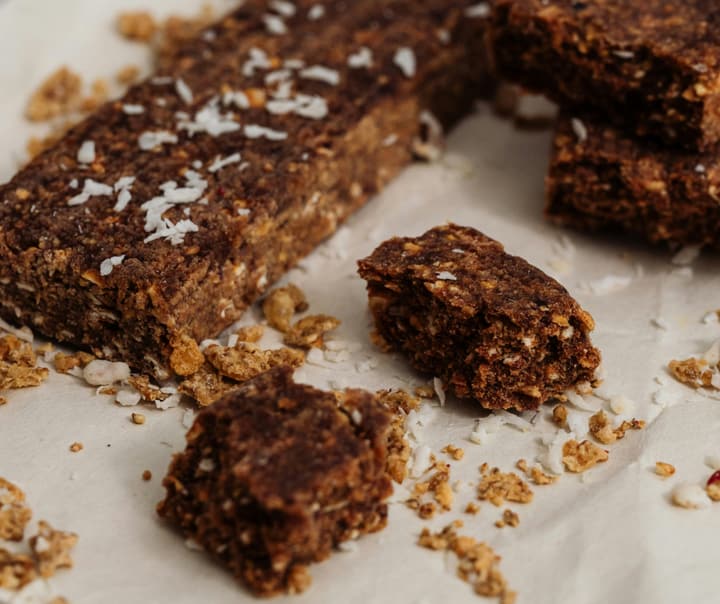 oat-date-protein-bars-no-protein-powder.jpg