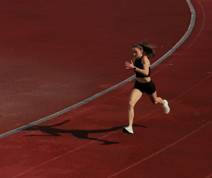 sprinting-workouts-wide-angle-track.jpg