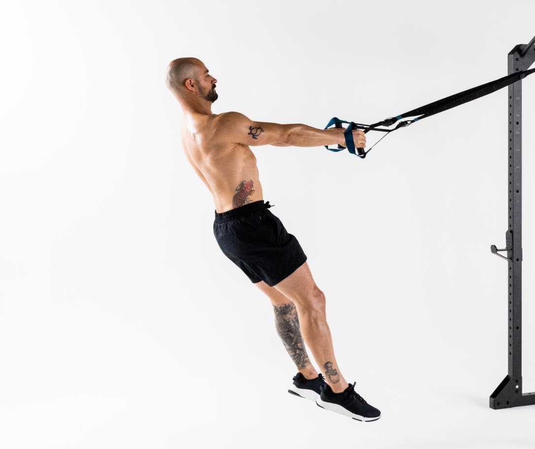 suspension-squat-jumps-plyometric-training.jpg