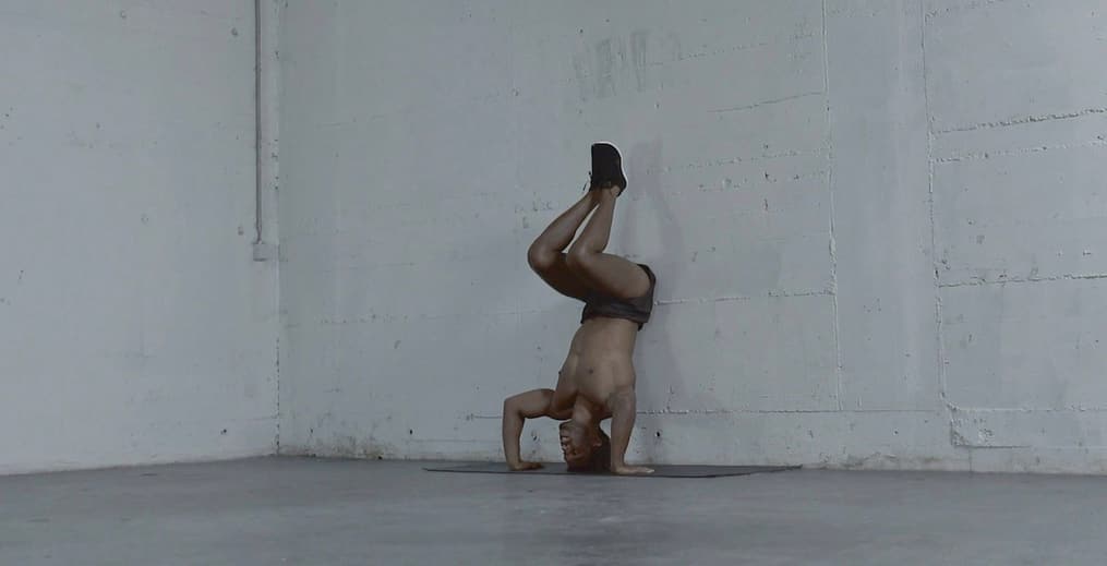 Handstand_Push-ups.jpeg