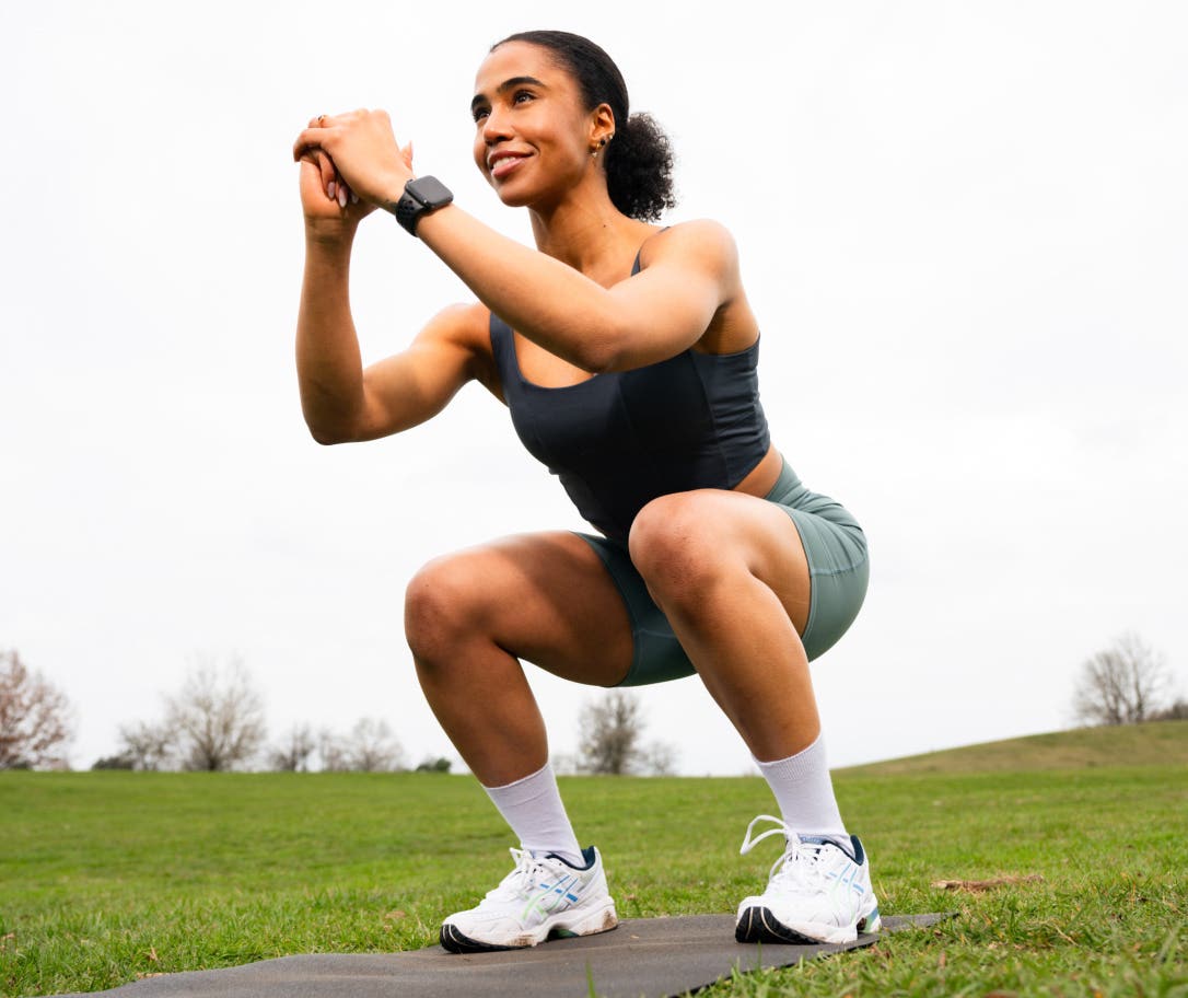 mobility-exercise-basics-squats.jpg