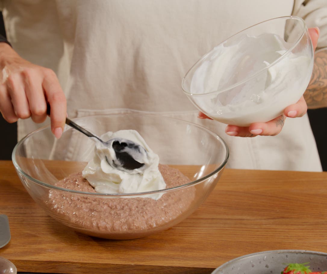 athlete-eating-probiotic-food-yogurt-gut-health.jpg