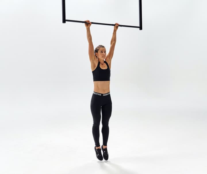 passive-hang-shoulder-decompression-mobility.jpg