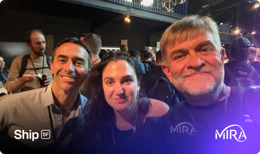 shipsf-09-crowd-selfie.webp