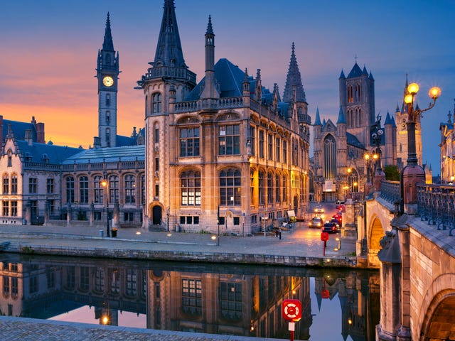 iStock-476653220_Ghent.jpg