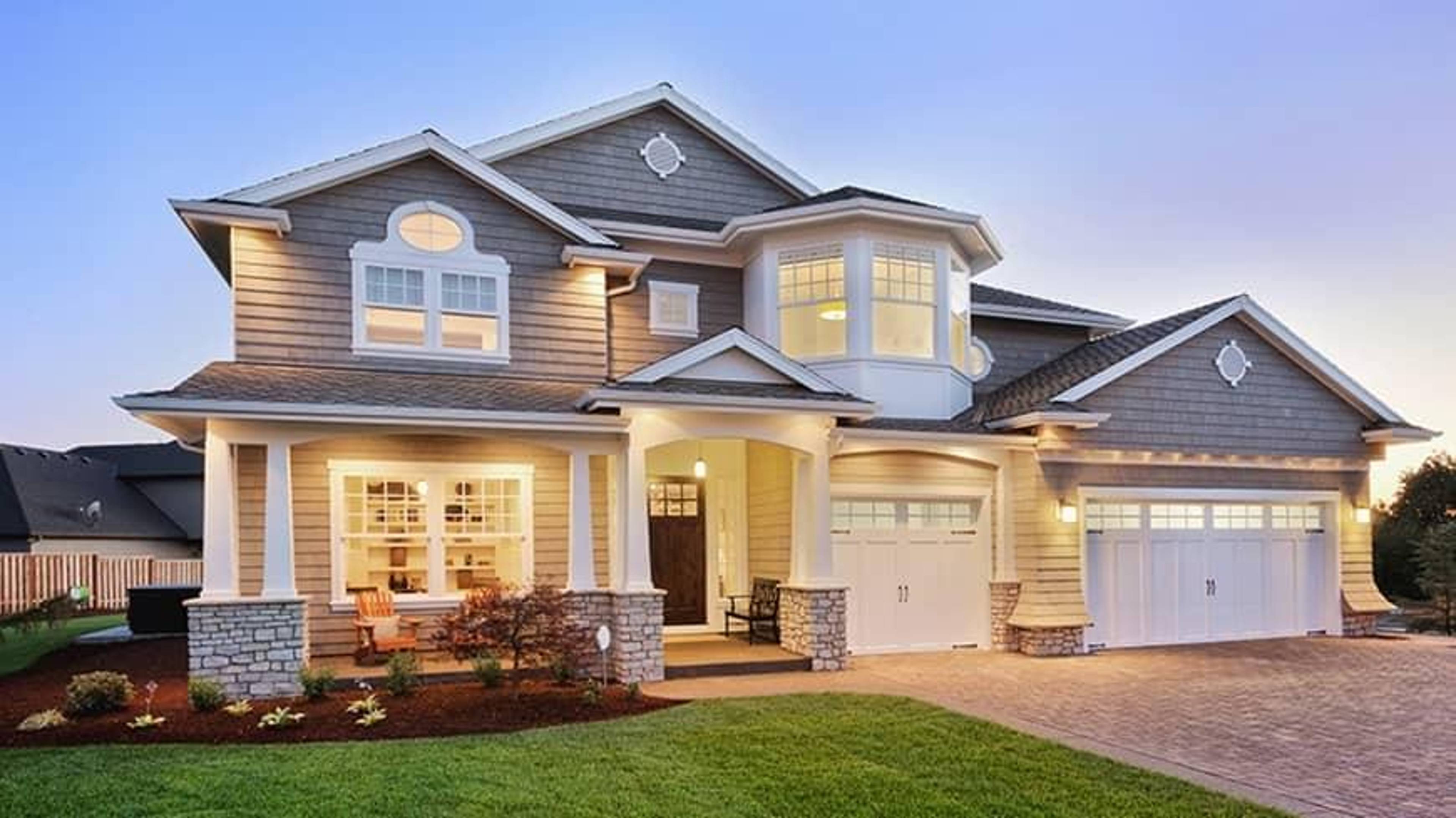 Pending home sales slipped 2.1% in May