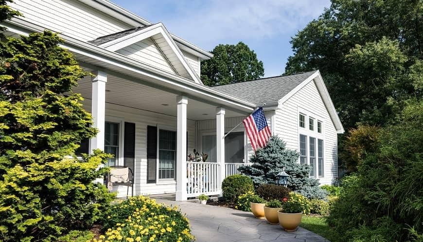 What happened to home prices in Q1 2025?