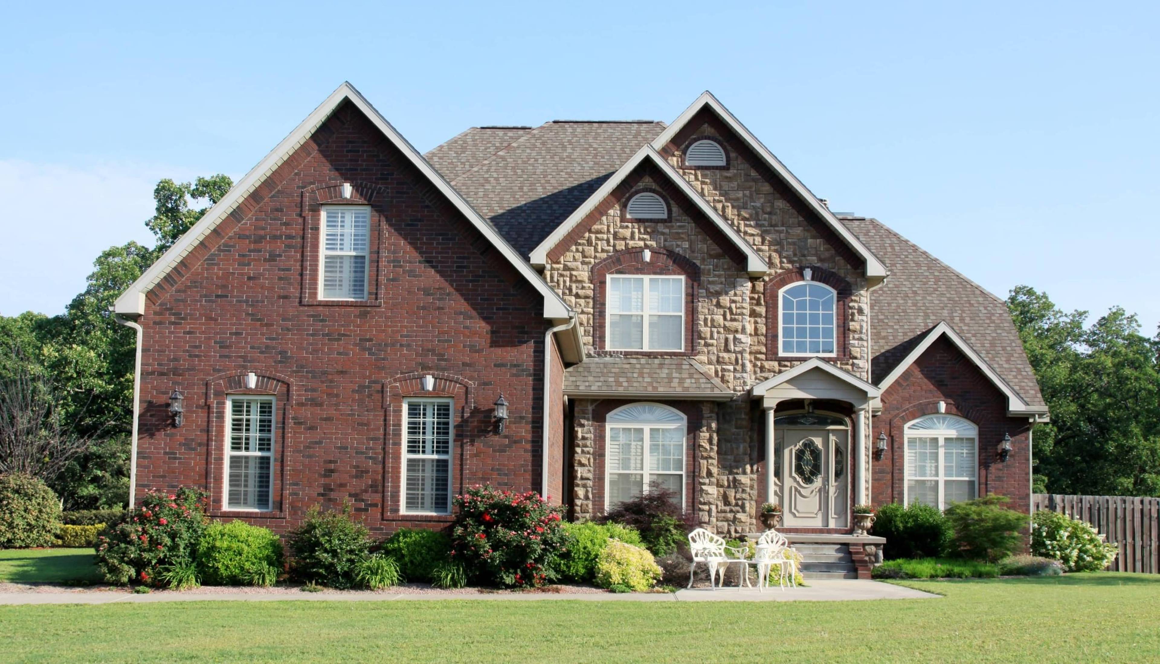 Pending home sales reverse course and rise 4.8% in June