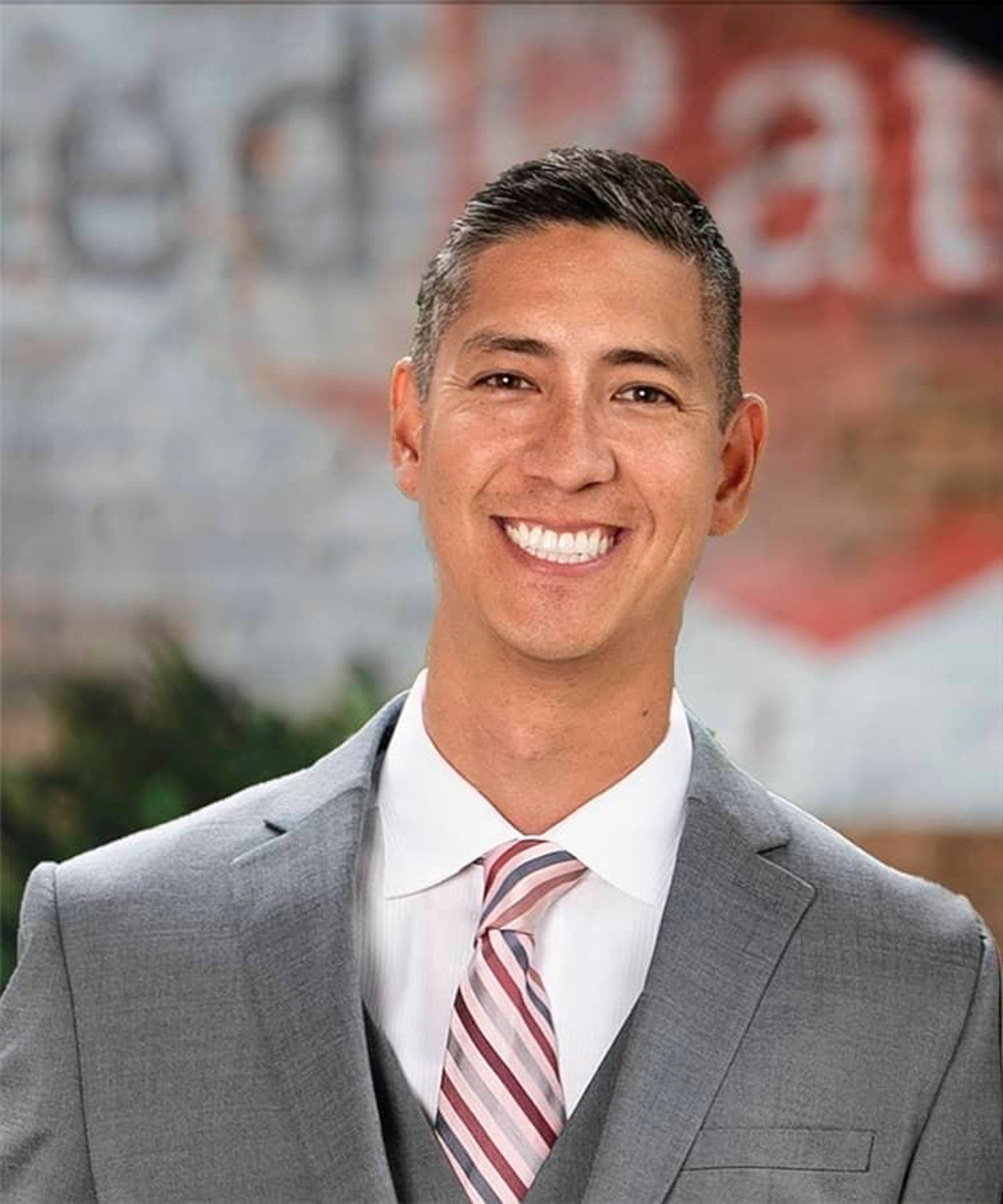 Rate Names Michael Bencks a Vice President of Mortgage Lending in Chicago--inline-img-0