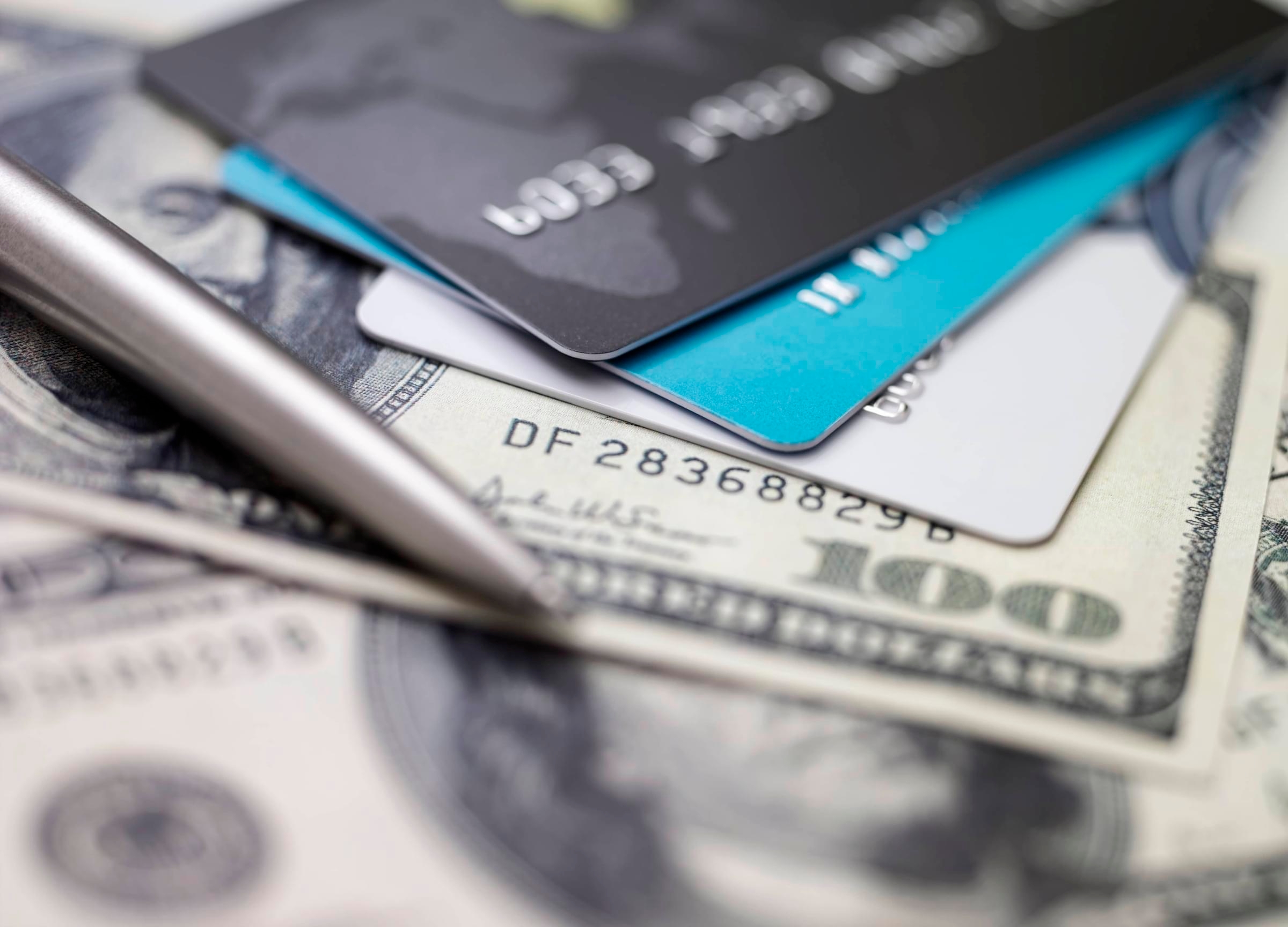Personal Loan vs. Credit Card: Which Is Best for You?