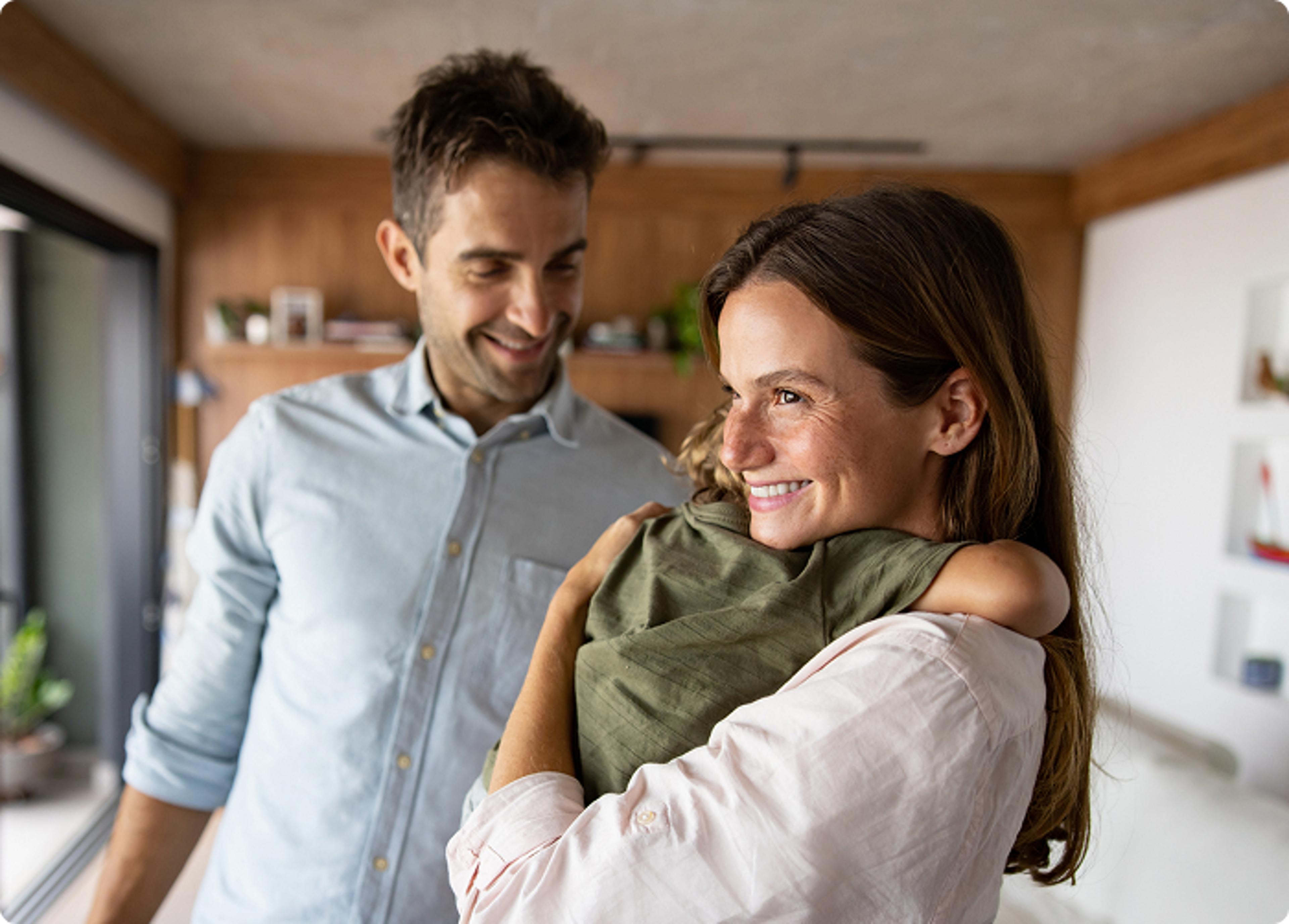 CashReady Hero - Husband, wife and child.