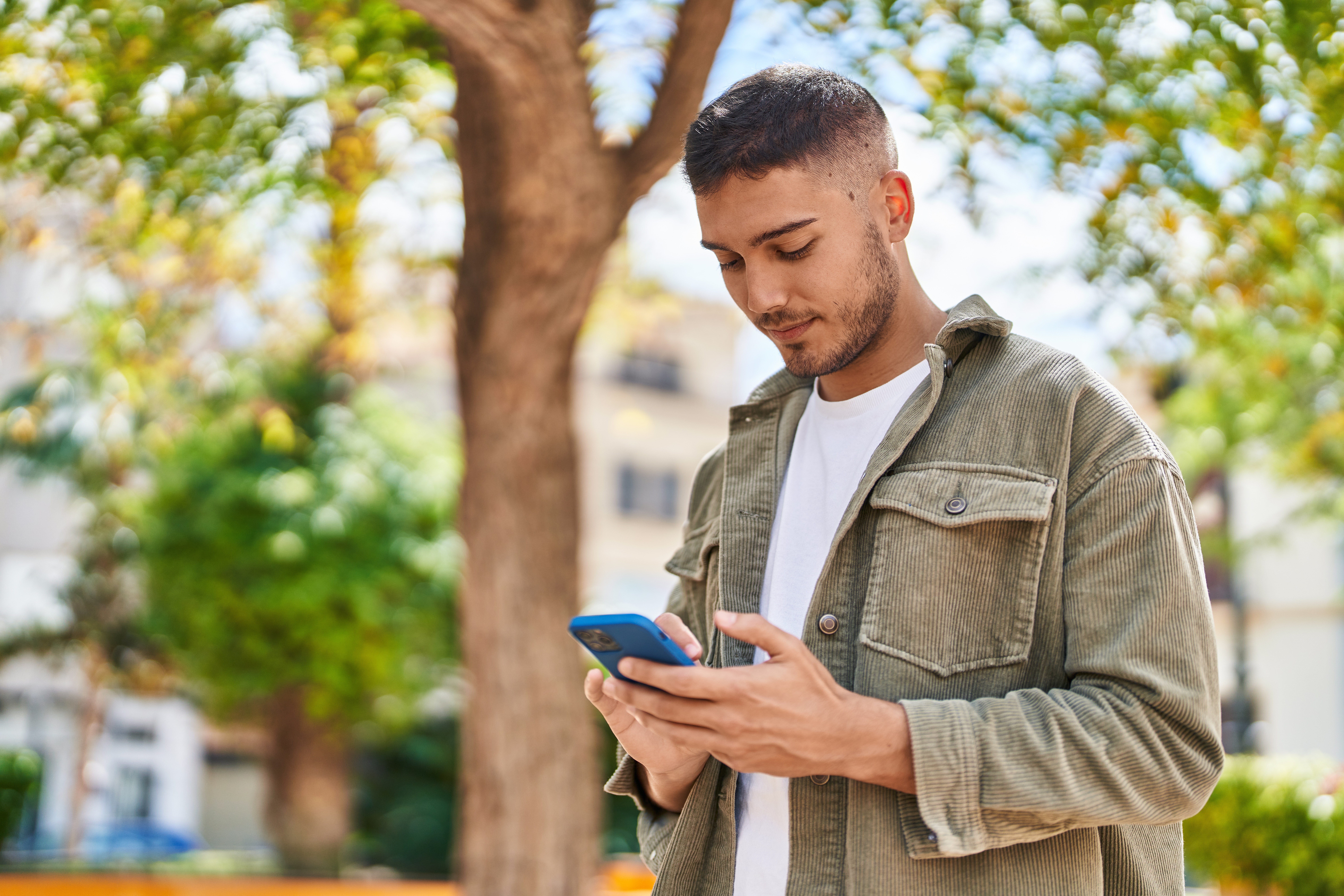 Student loan refinancing vs. federal programs: What’s the difference​?