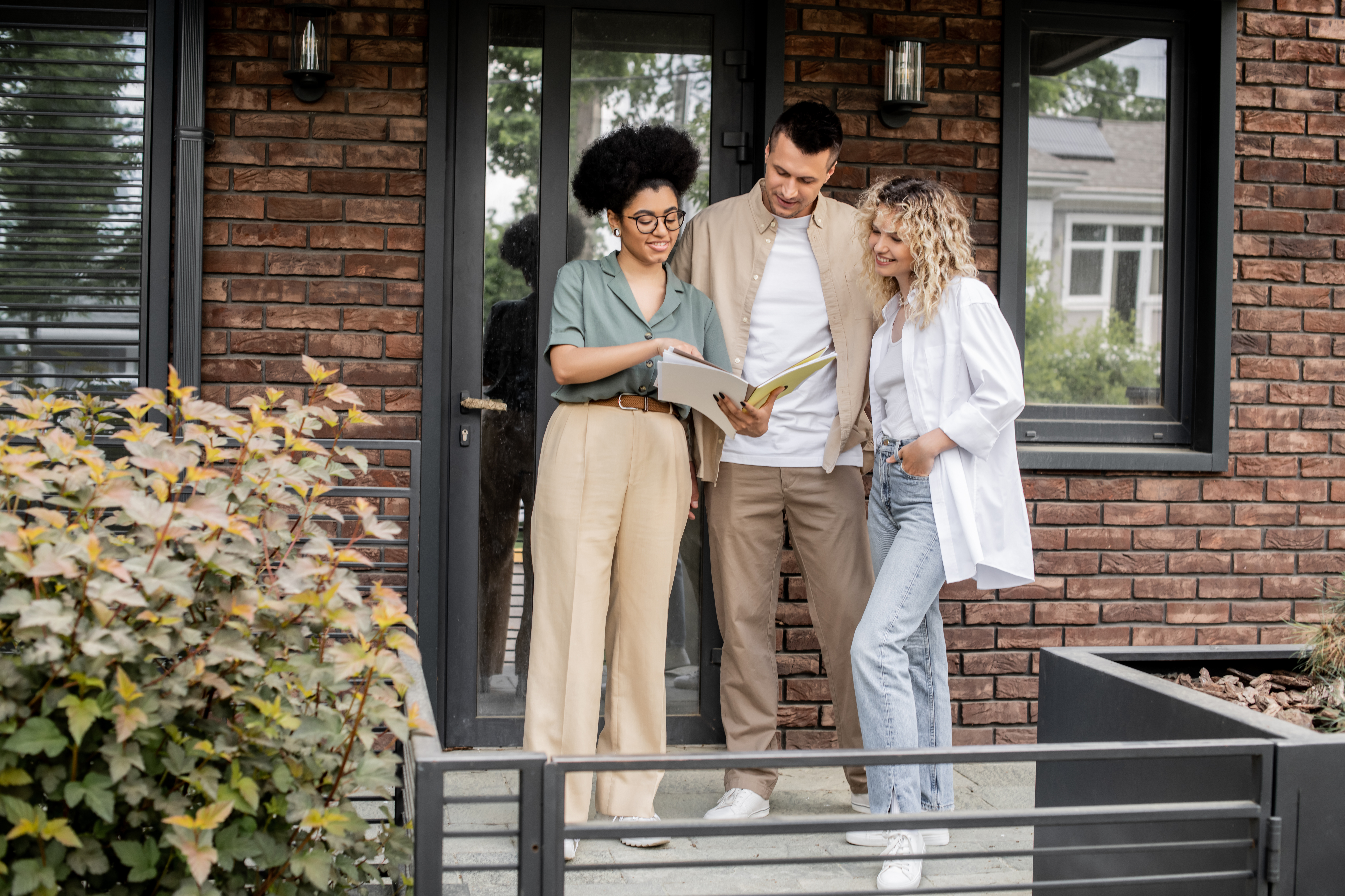 Reverse mortgage vs. home equity loan vs. HELOC: Which option is right for me?​
