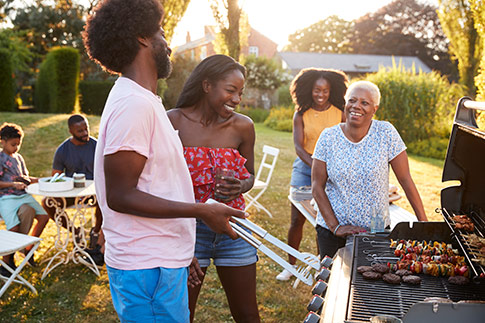 485-Bien-choisir-son-BBQ-pour-des-soirees-reussies-en-famille.jpg