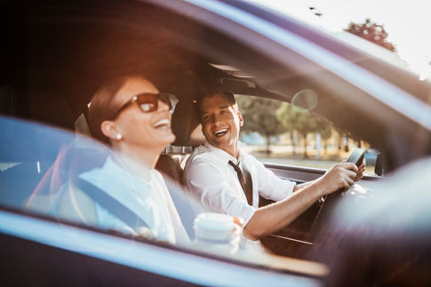 485-Couple-en-voiture.jpg