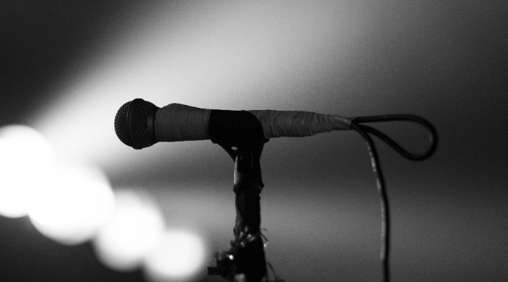 Microphone