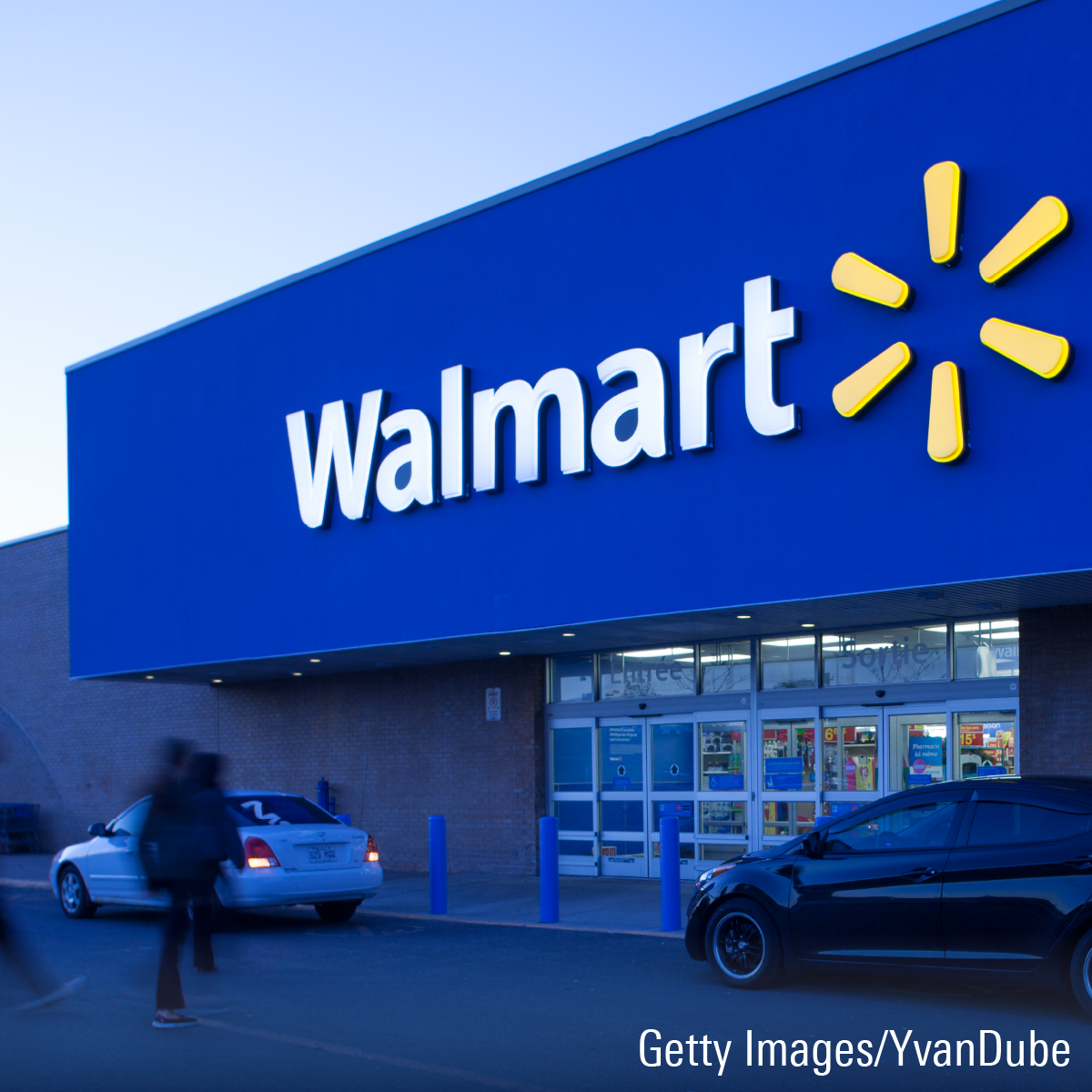 Walmart: Low Prices Winning Over Customers, Who Are Spending More