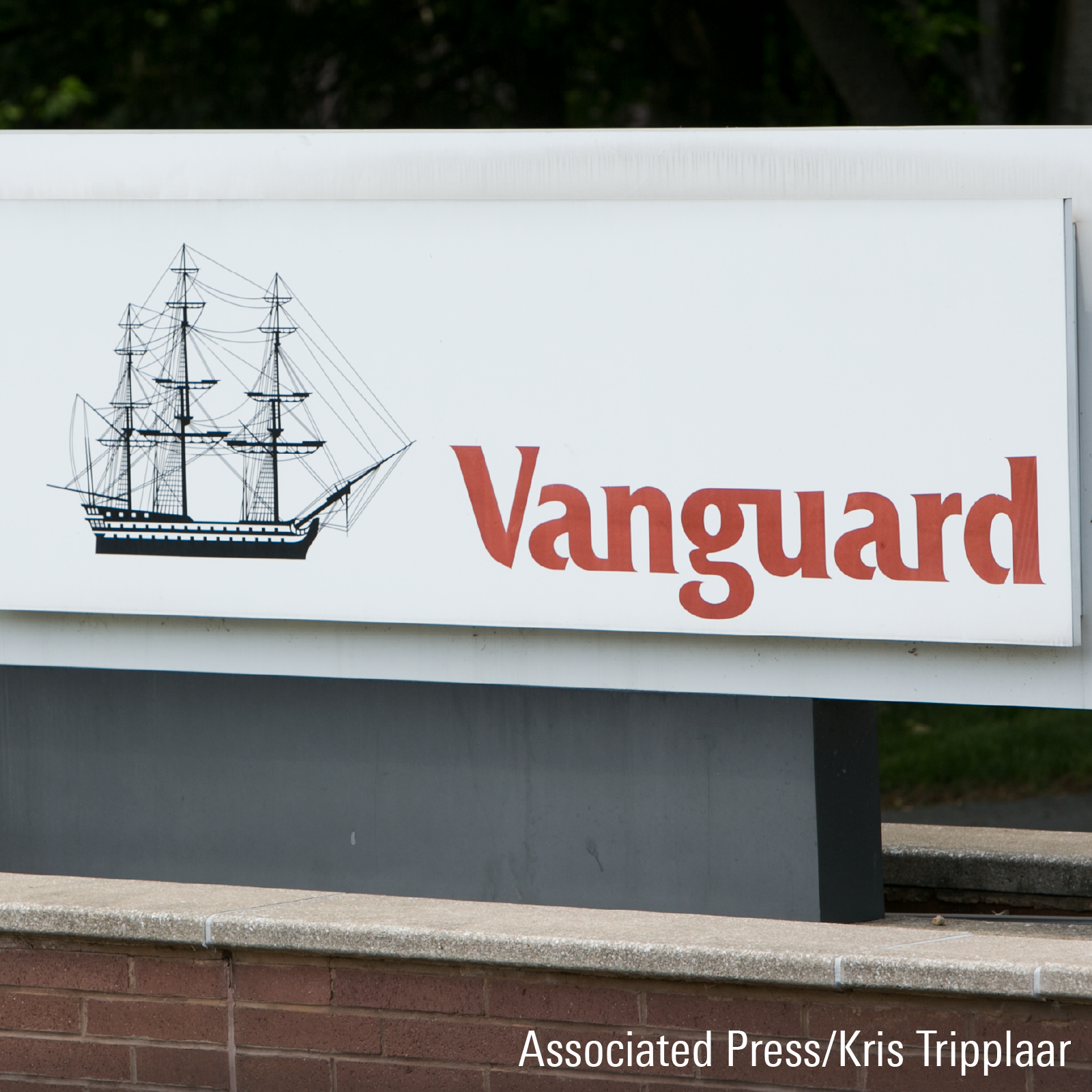 Vanguard S&P 500 ETF Still Sets a High Bar for Index-Tracking