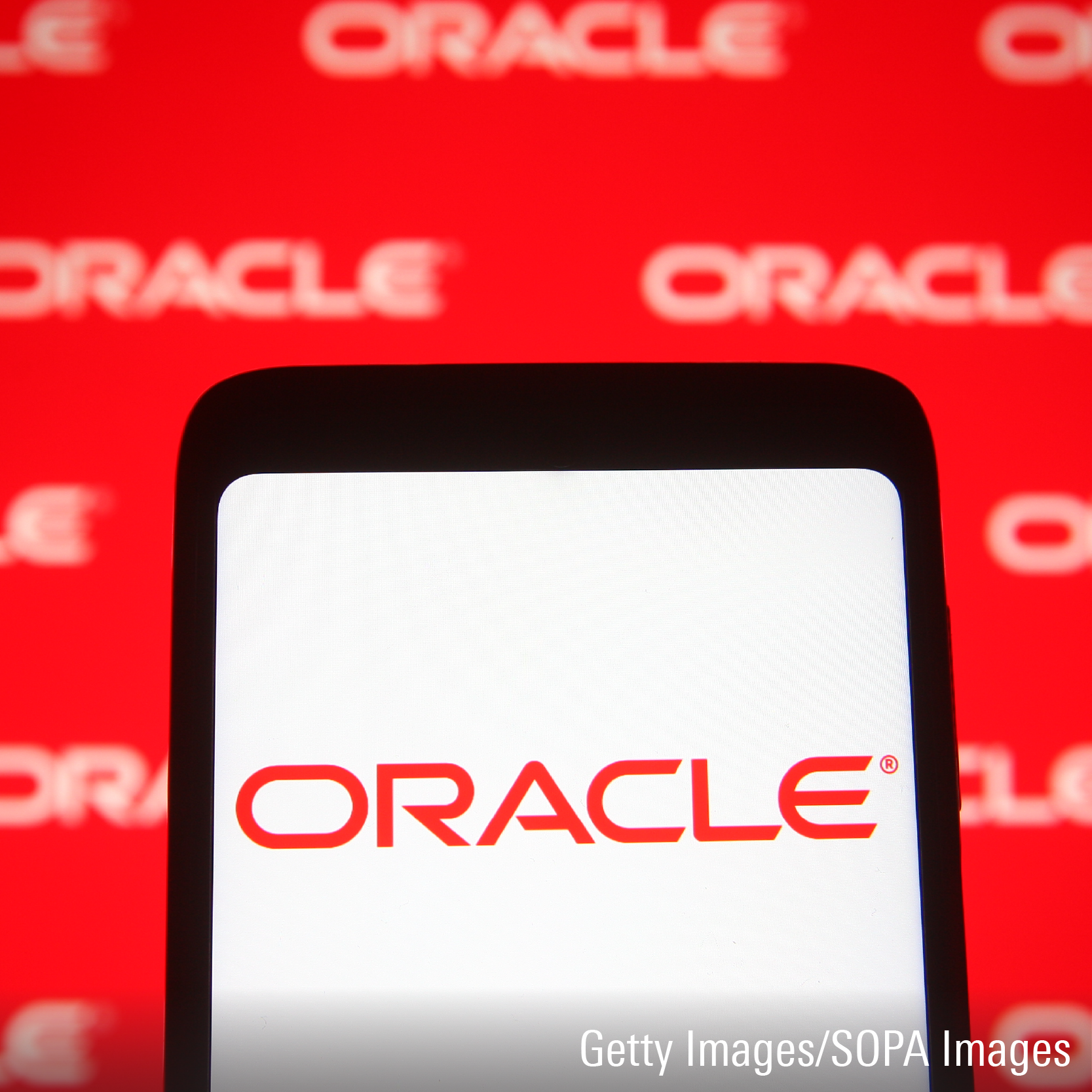 Is Oracle Stock a Buy, Sell, or Fairly Valued After Earnings?