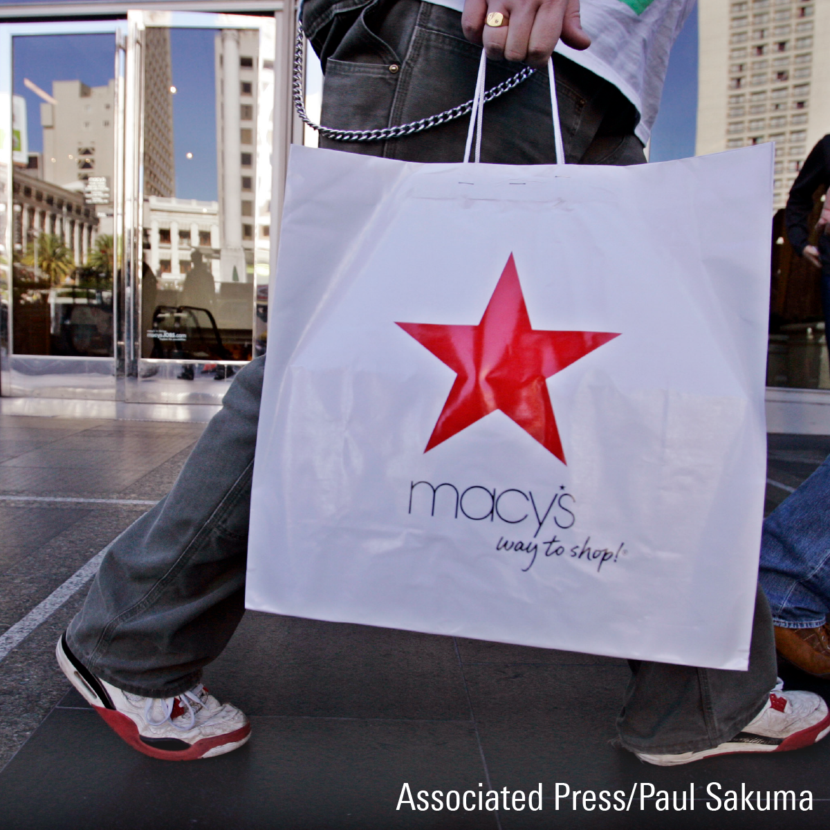 Macy’s: Raised Offer Should Be Considered