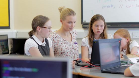 K-12 Education with 8x8