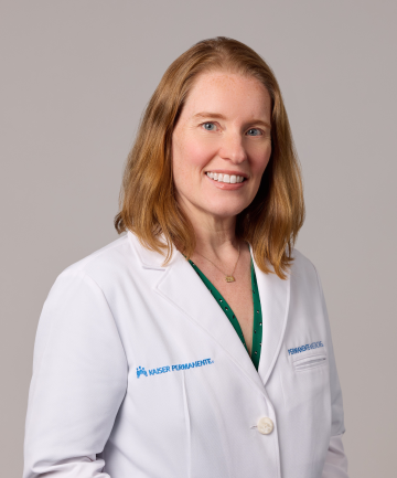 KP_Doc_Claire_Bolander_Headshot.png