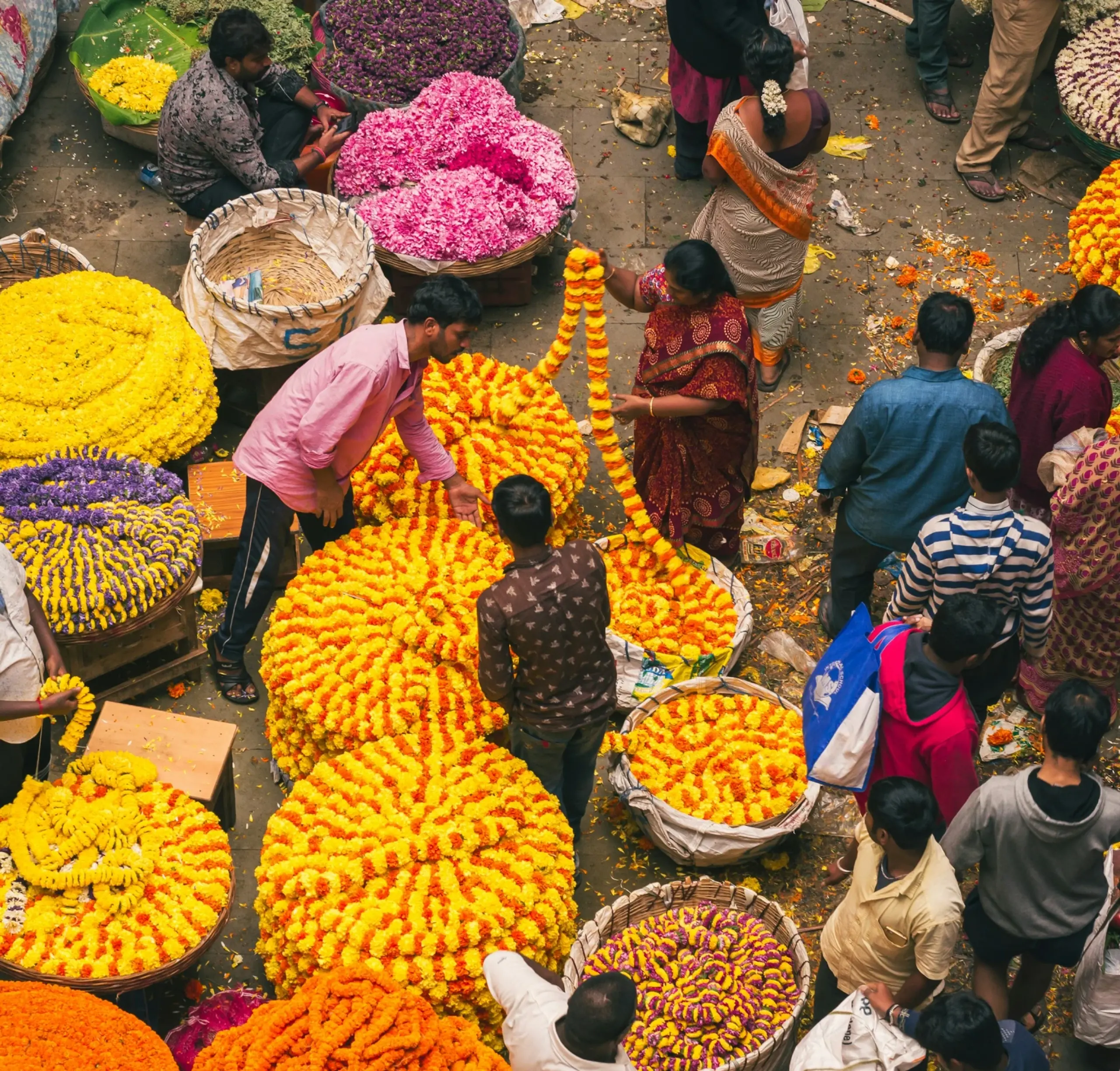 M-08-image-card-bangalore-india-aerial-market-people.webp