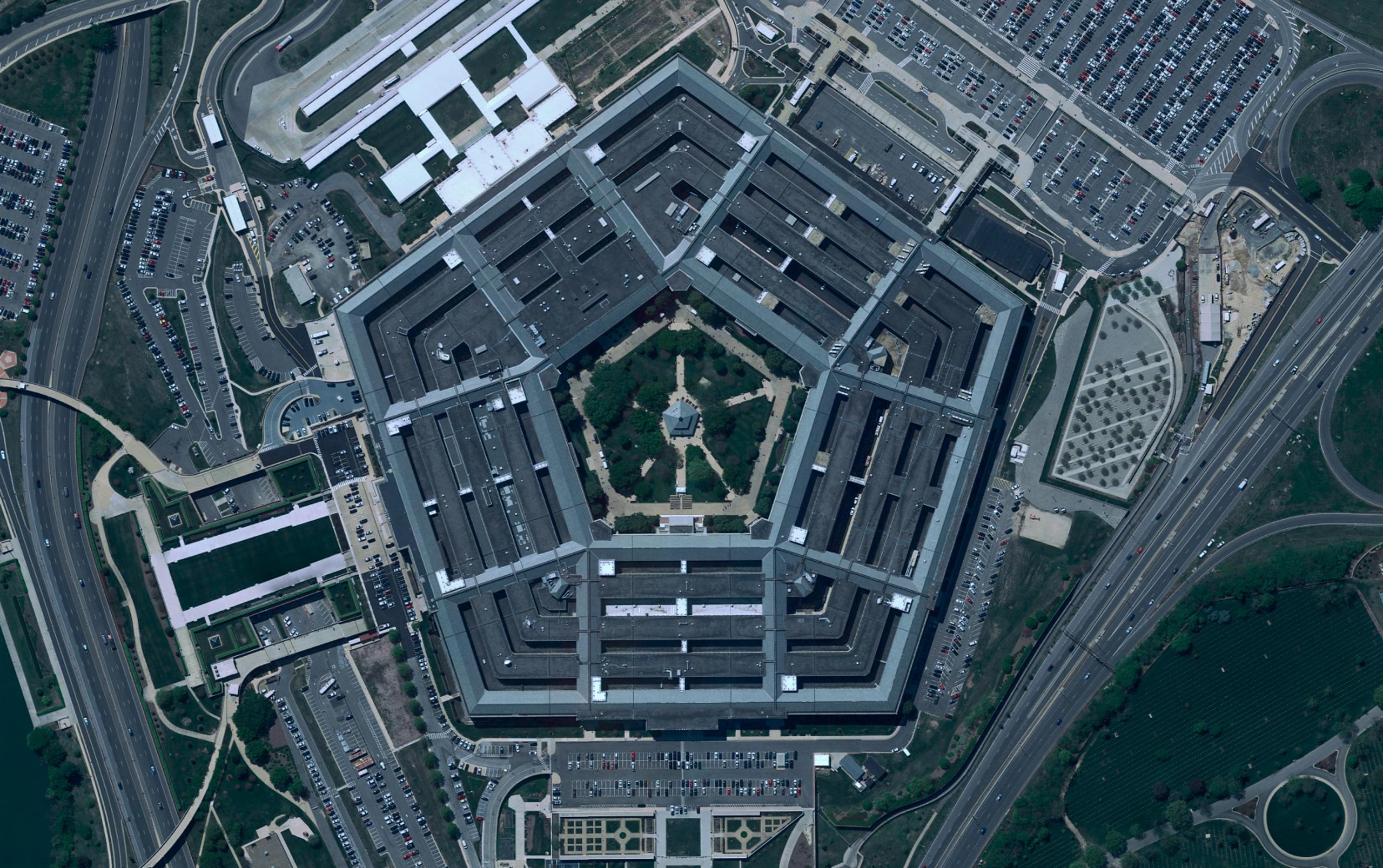 o-15-brand-image-federal-government-pentagon-dc.webp