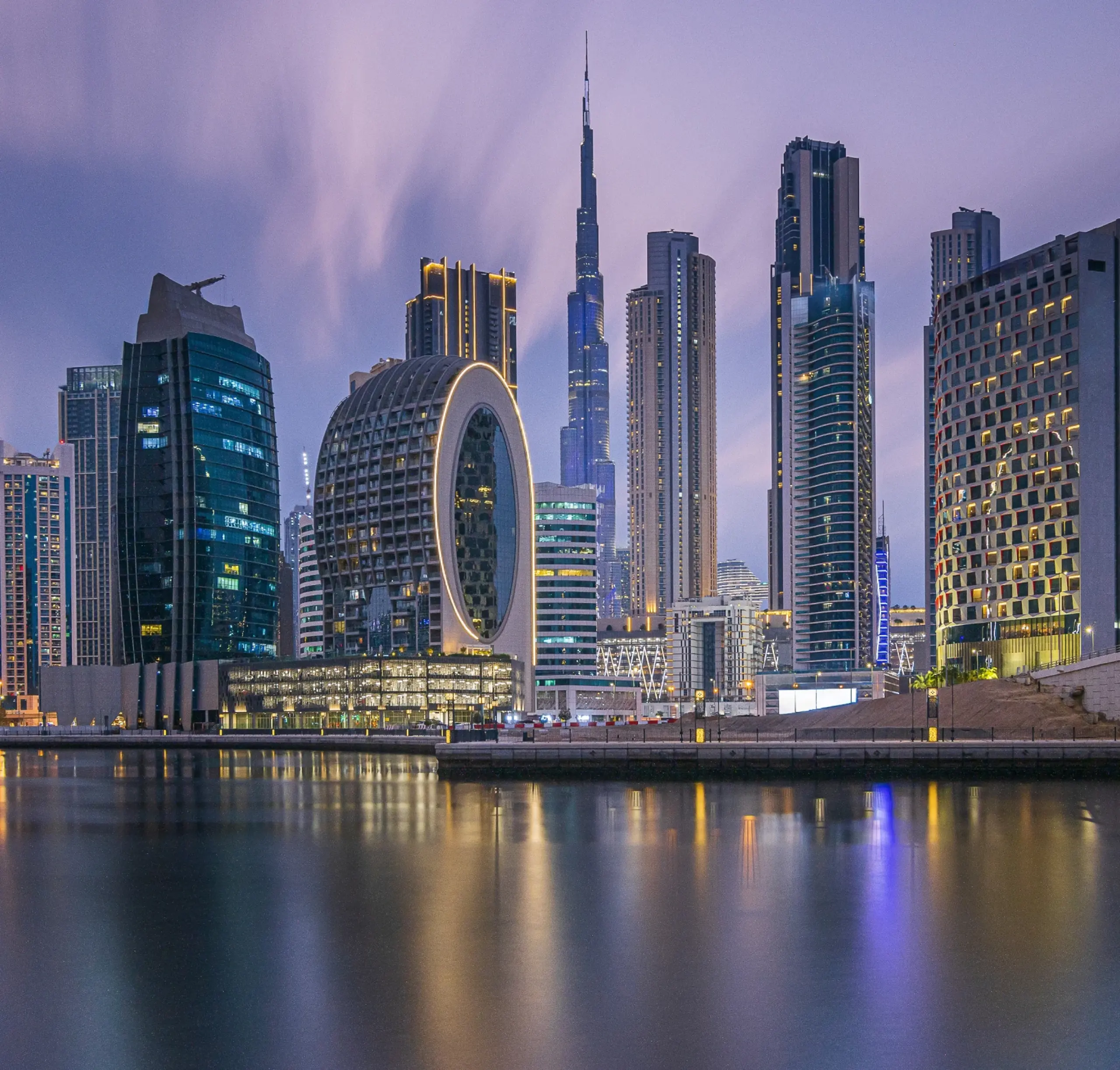 M-08-image-card-dubai-city-skyline-waterfront-view-lights.webp