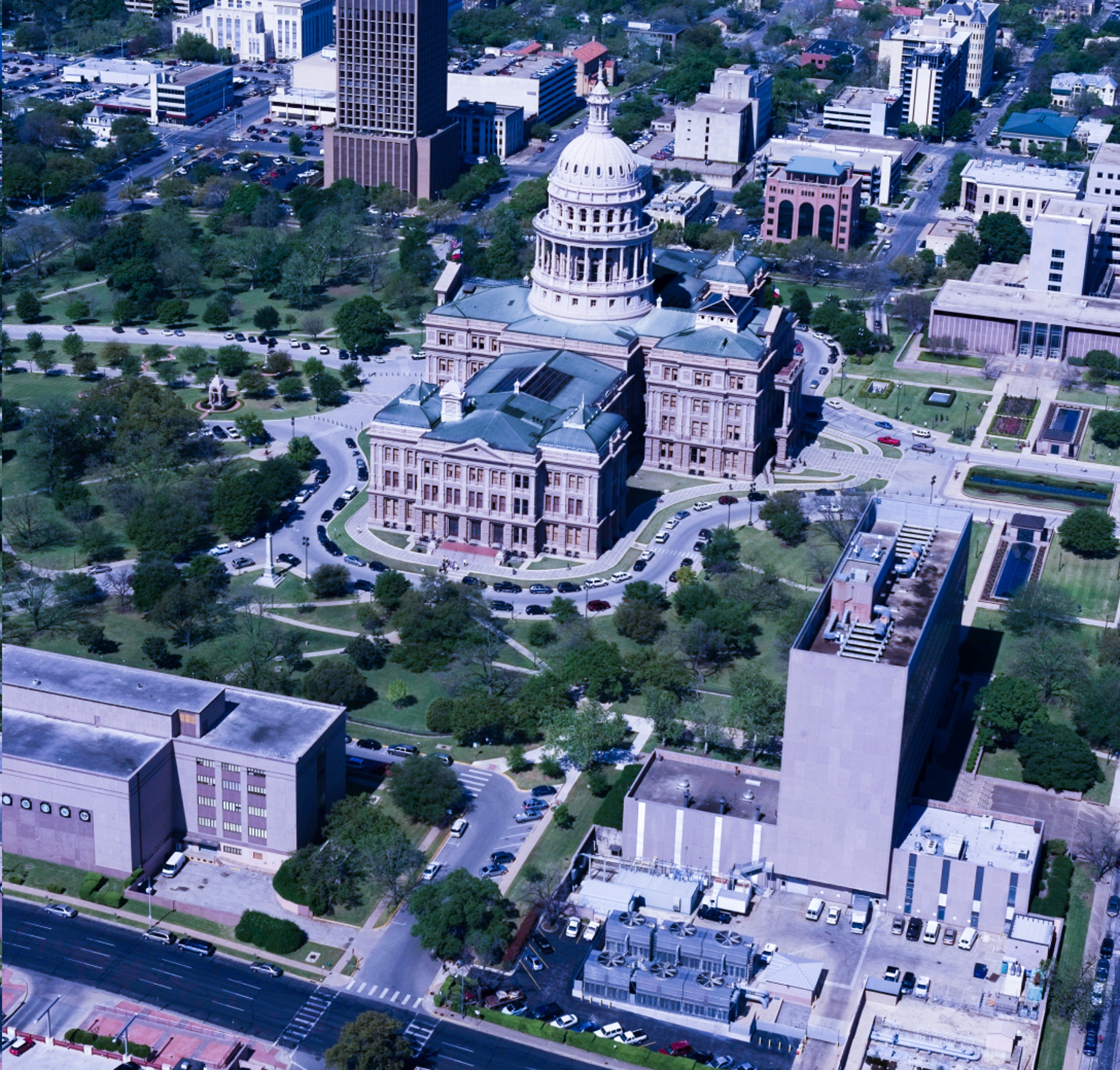o-15-image-card-grid-brand-image-whole-of-state.webp