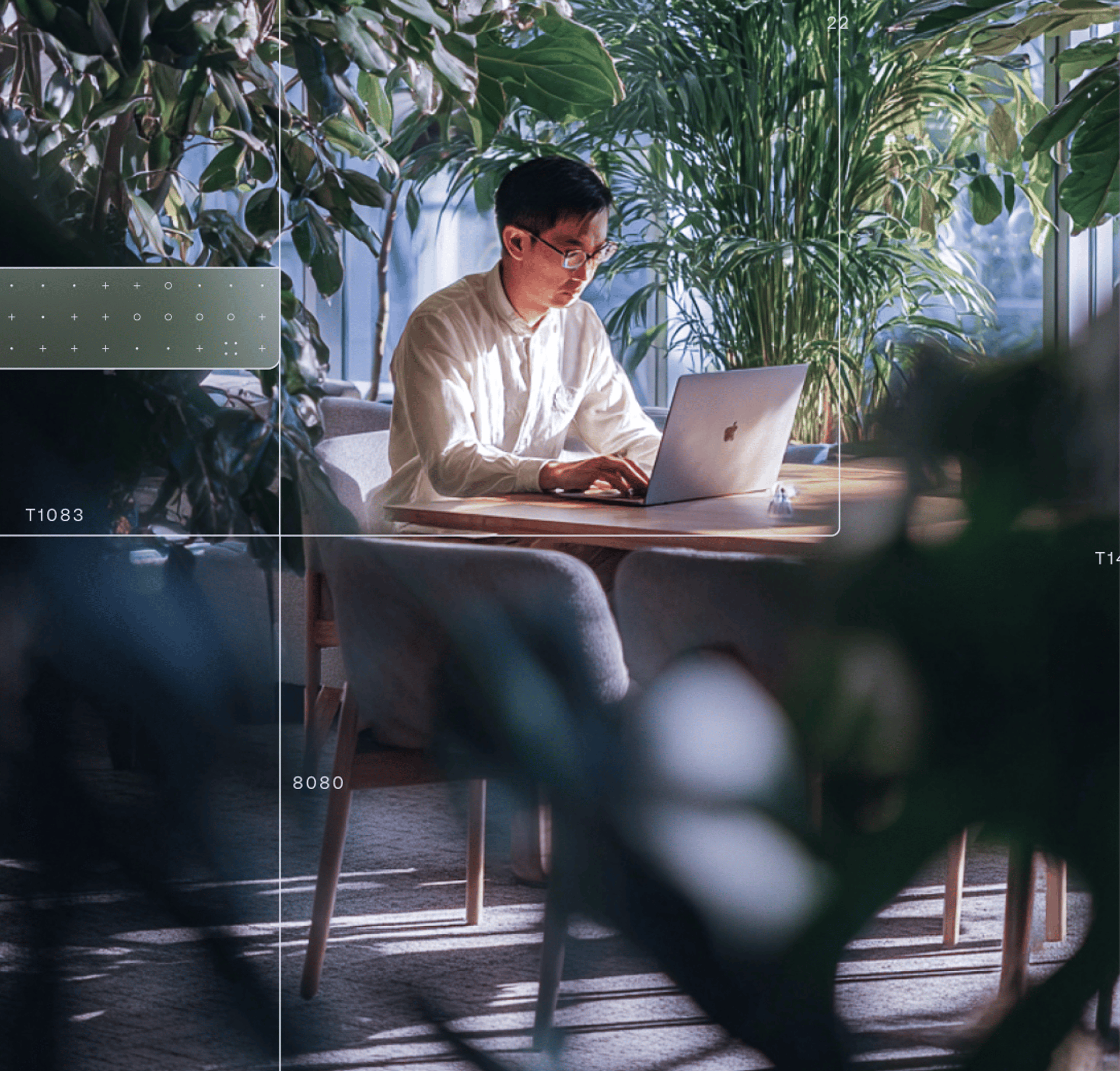 o-15-image-card-grid-analyst-workload-brand-image-person-laptop-remote.webp