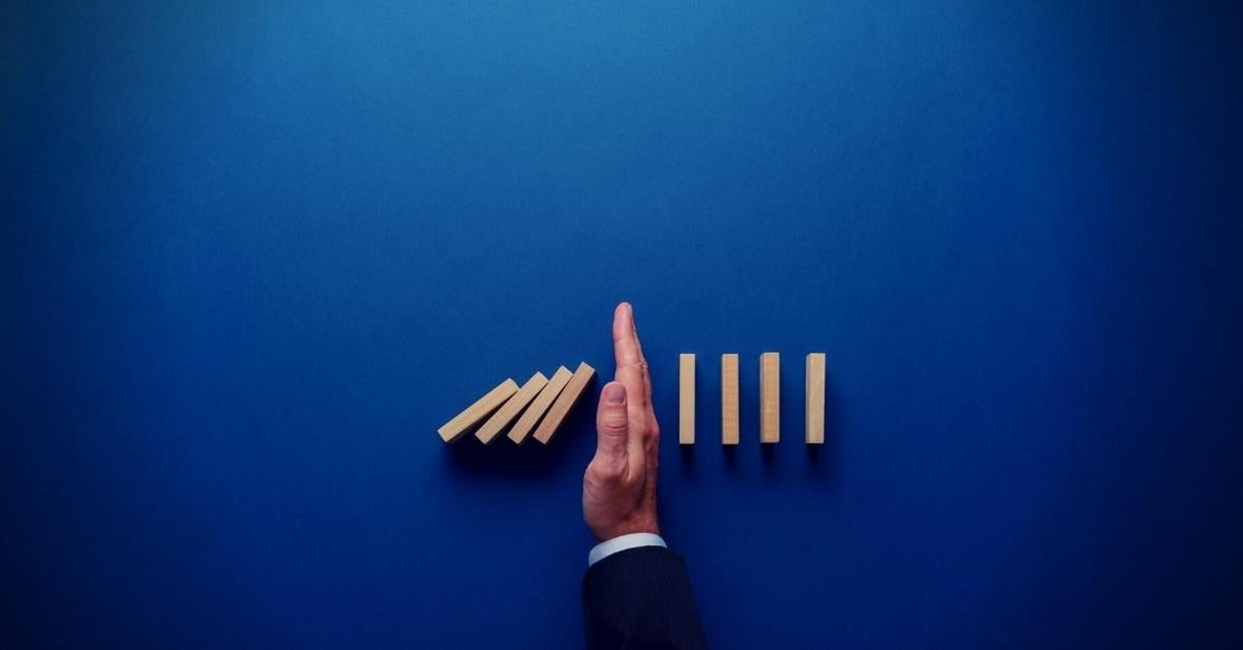 Reducing-Risk-Across-Endpoint-Identity-and-Cloud-Surfaces-8
