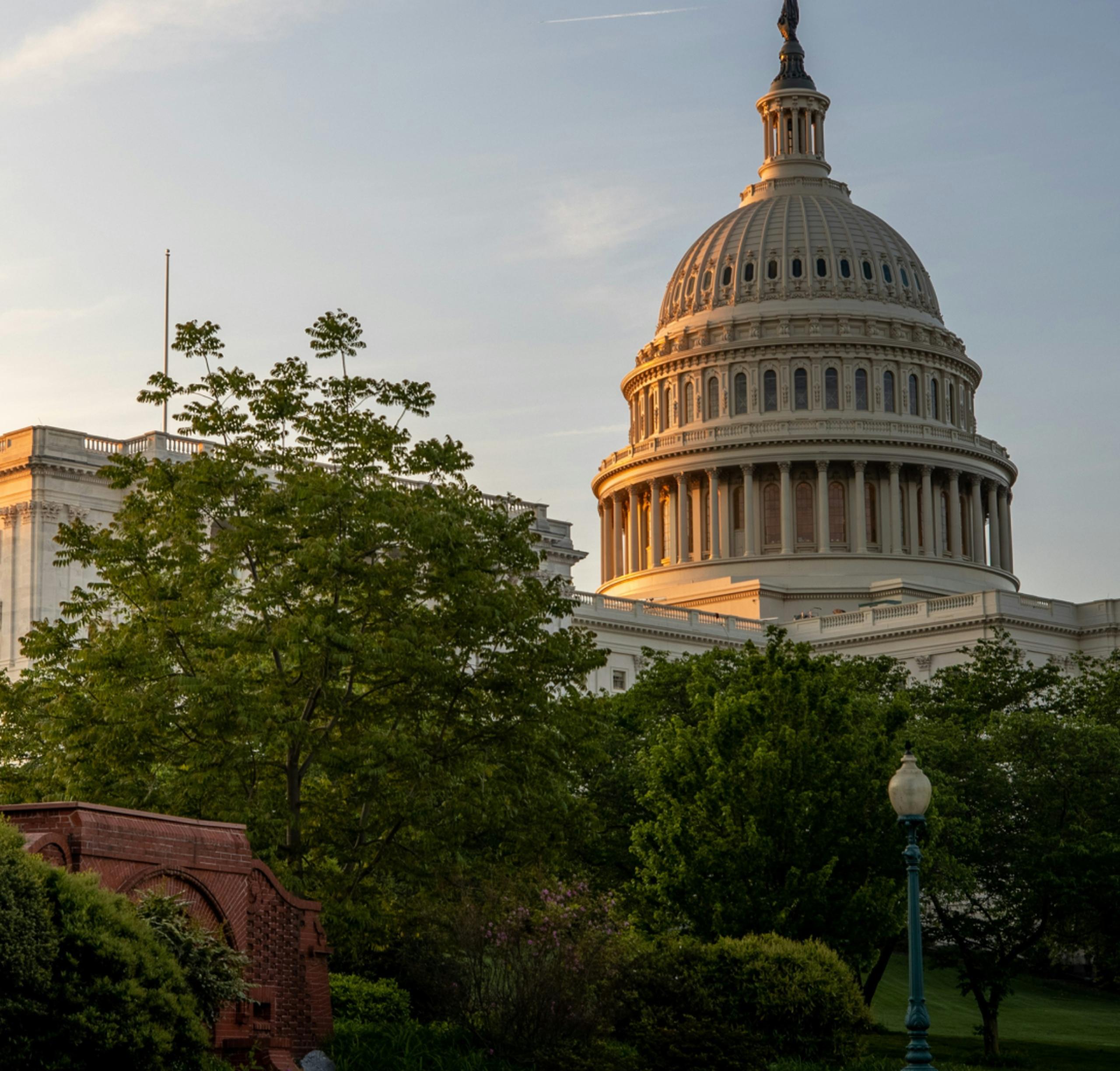 O-15-image-card-grid-industries-brand-image-capitol-dc-federal.webp