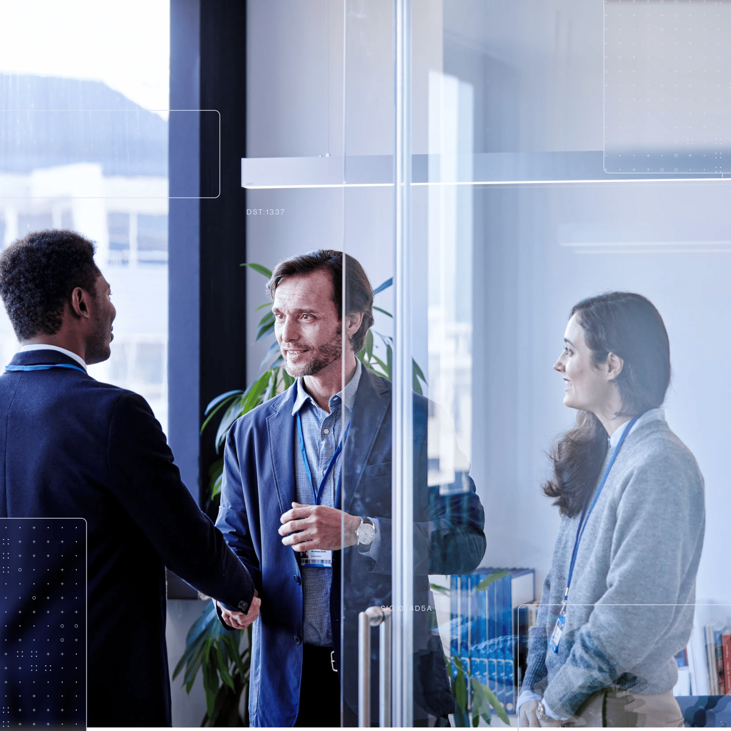 O-07-scroll-highlights-mdr-brand-image-people-meeting.webp