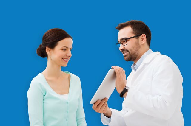 Nervous? Don’t be. Putting contact lenses on and taking them off is easier than you might think. Watch this quick video tutor