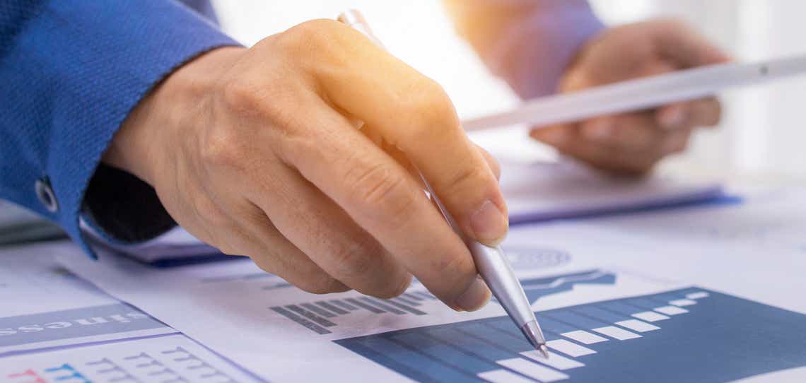 improve ROI with sales performance analytics
