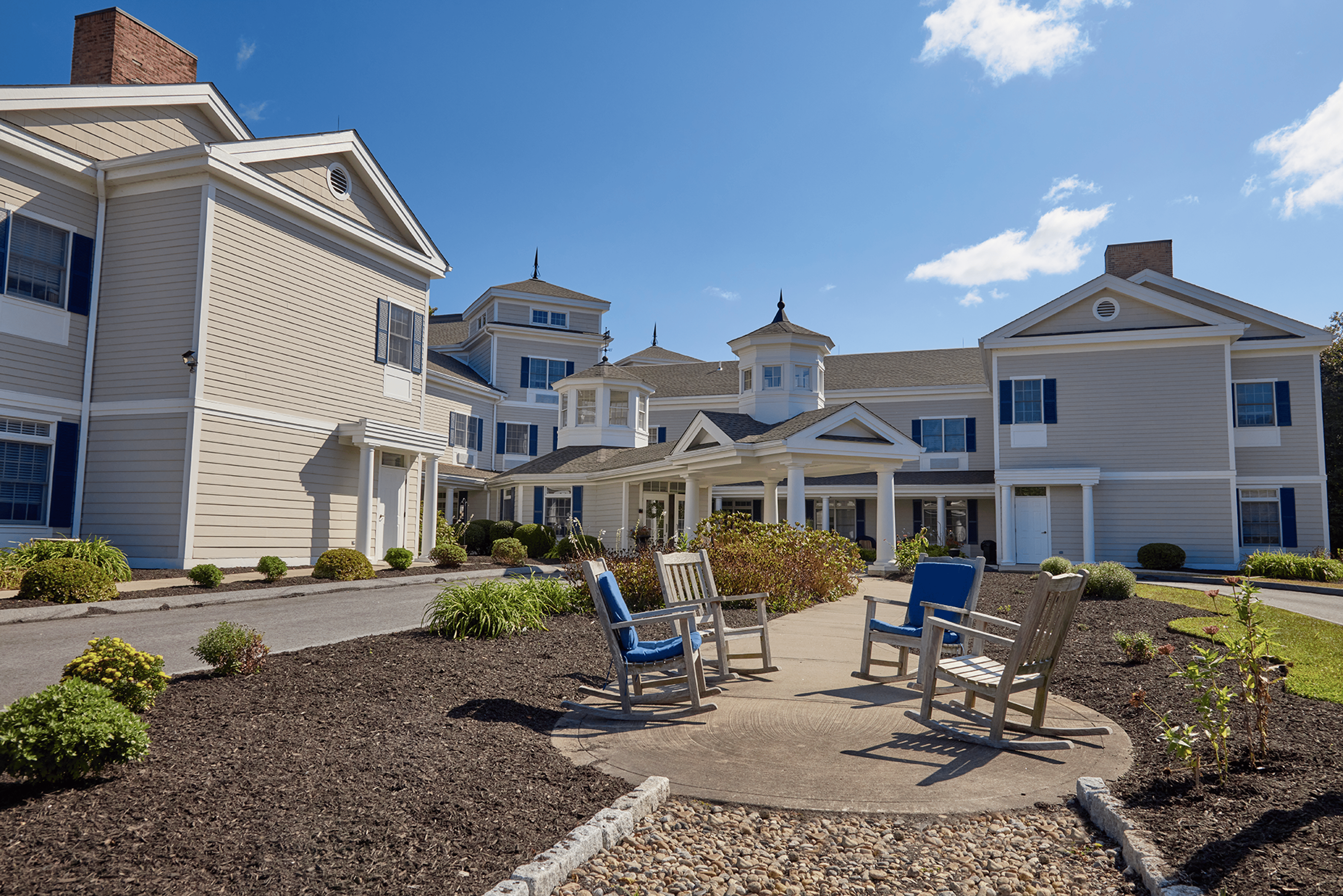 Monarch Southbury Exterior 0036